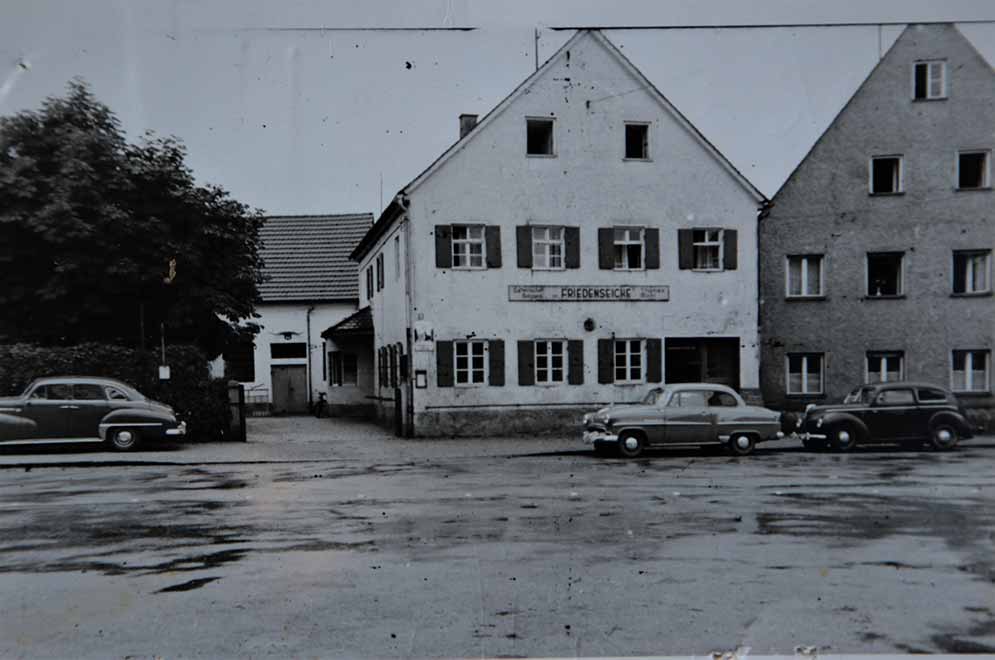 Historische Außenansicht der Friedenseiche